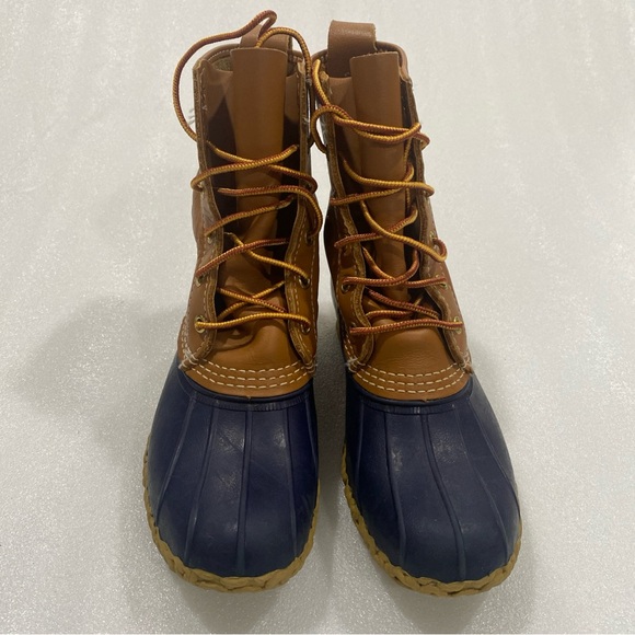 LL Bean 8” Bean Boots Blue Brown Made in USA Duck Boot Preppy Size 6N EUC - Picture 2 of 11